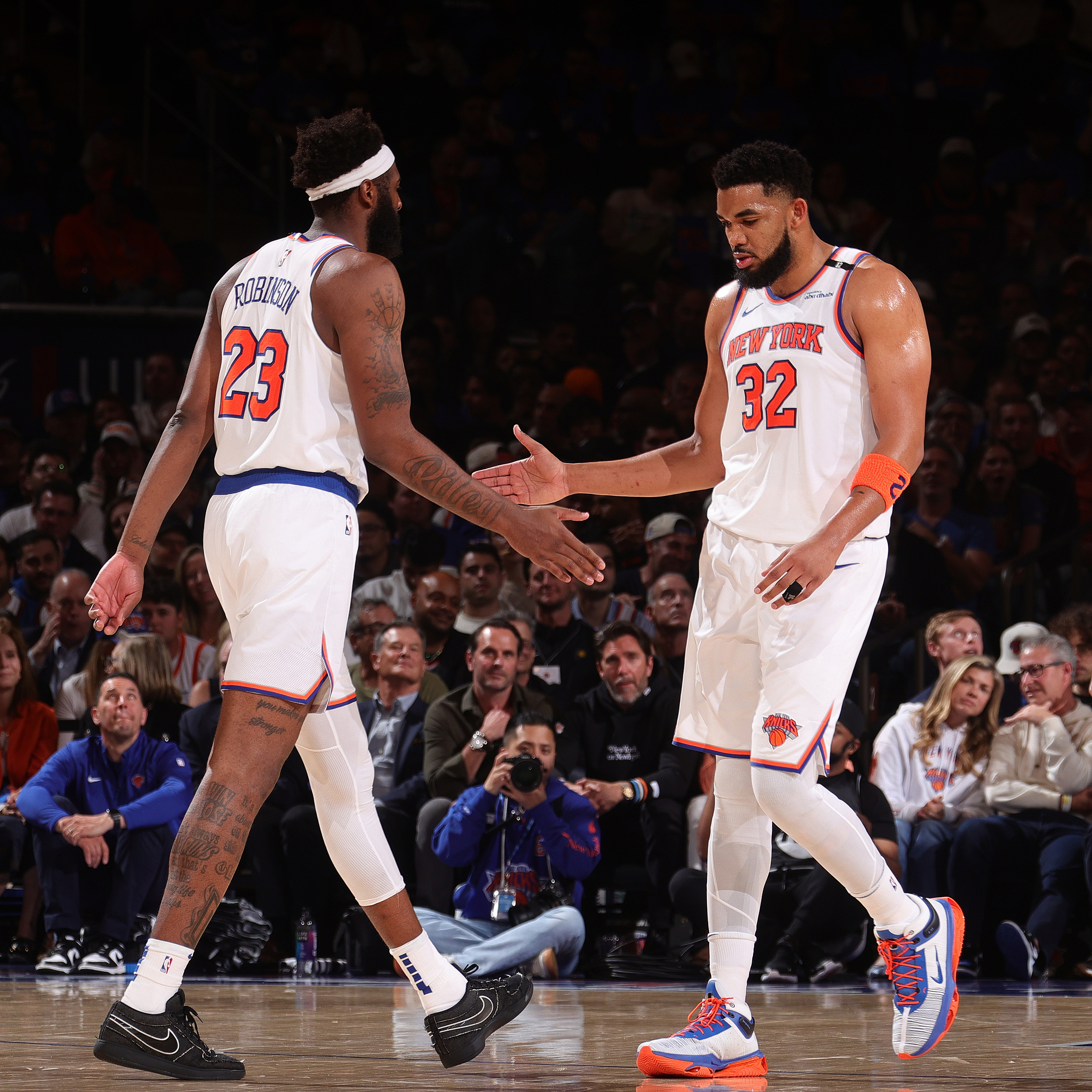 Kaiyun-包含纽约尼克斯今夜造点机会，志在NBA总决赛名次提升，悬念犹存，数据趋势出现新变化的词条